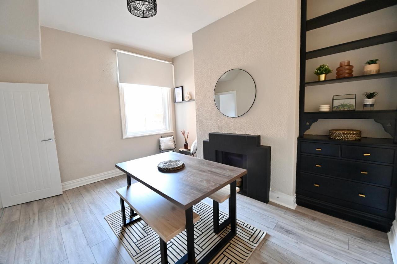 Kingdom Lodgings Blackpool Extérieur photo