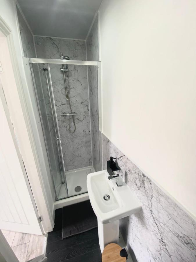 Kingdom Lodgings Blackpool Extérieur photo