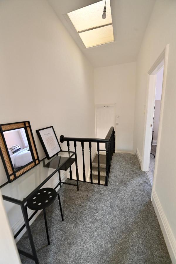 Kingdom Lodgings Blackpool Extérieur photo